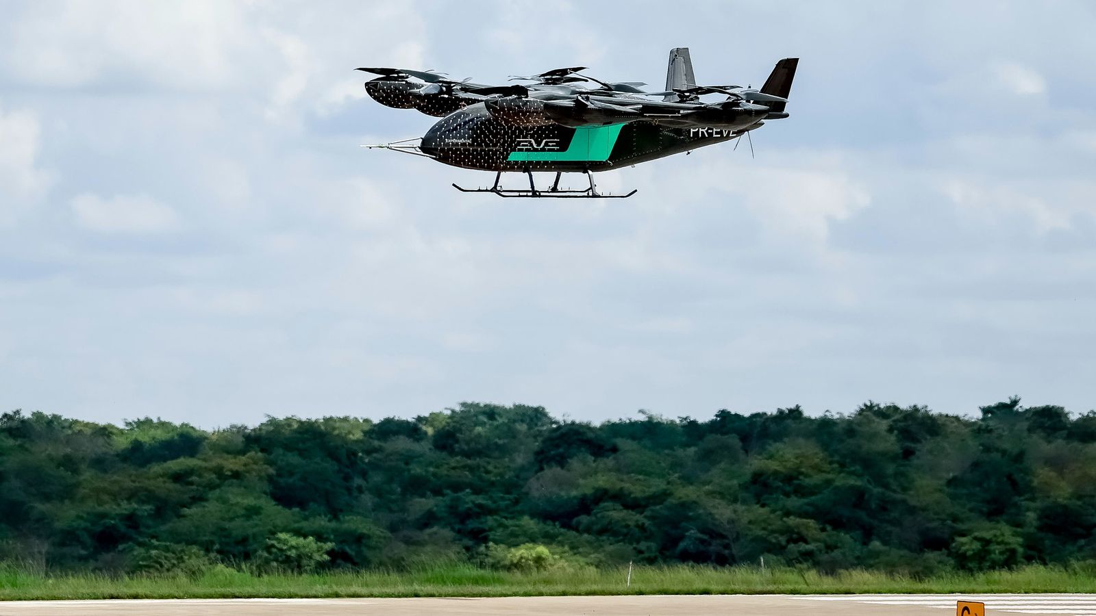 Eve 100